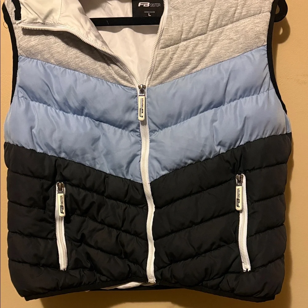 Women's Quilted Vest with Hood - Navy, Blue, Gray - Picture 4 of 9